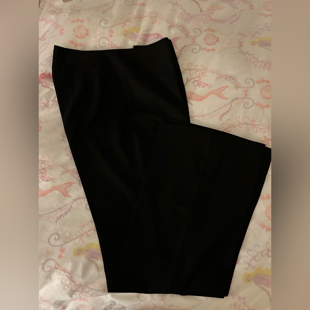 Comfortable and cute work slacks